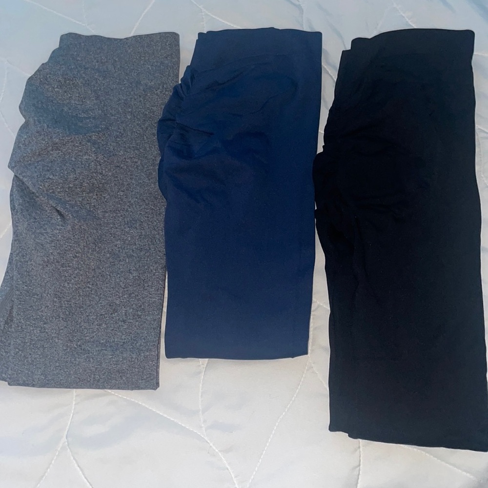 Eggnogs set gray blue black small scrunch back